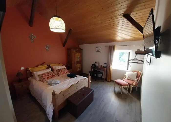 Au Granit Bleu Bed & Breakfast